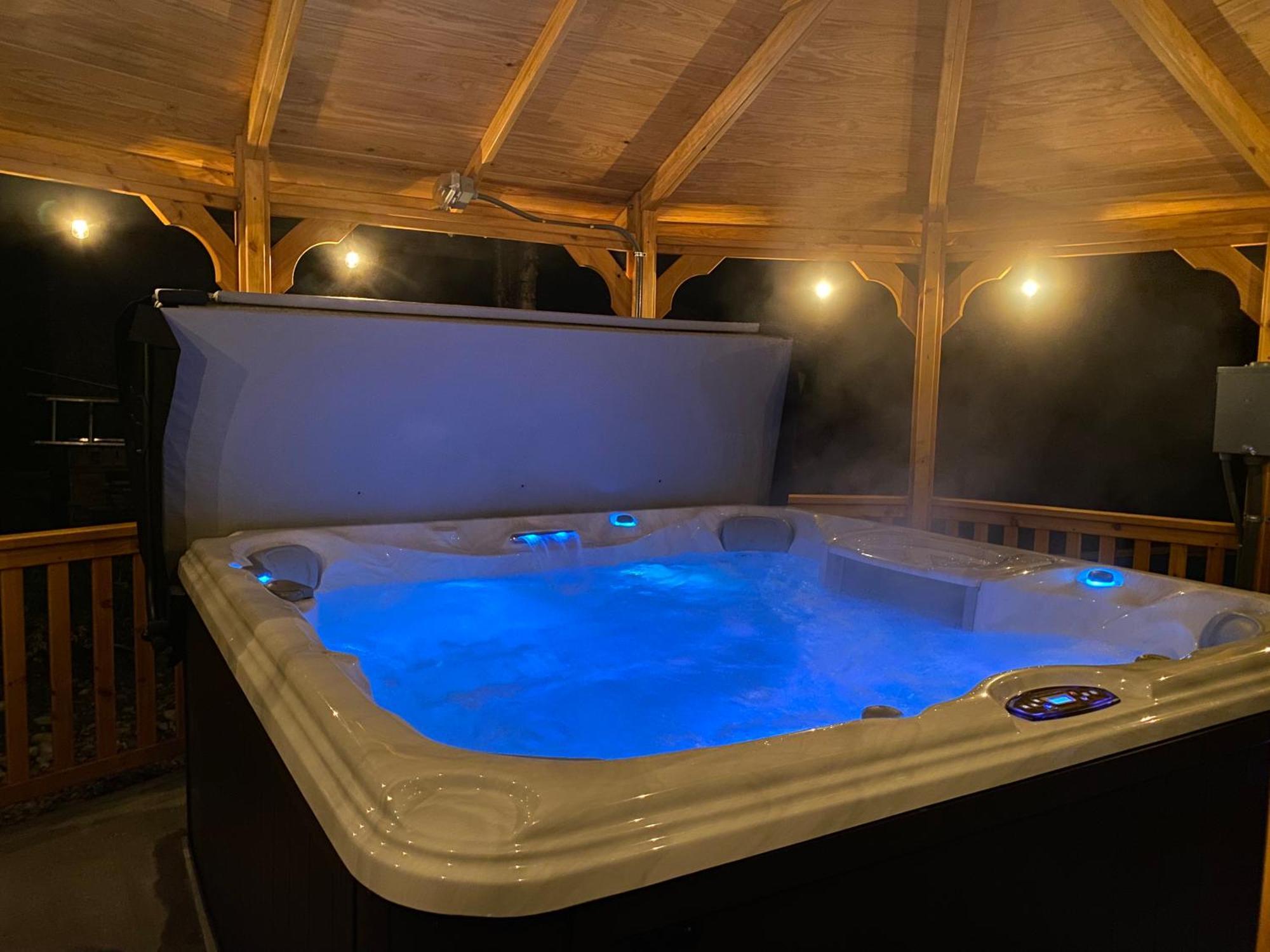 Talkeetna Log Cabin With Hot Tub Unit 1 ภายนอก รูปภาพ