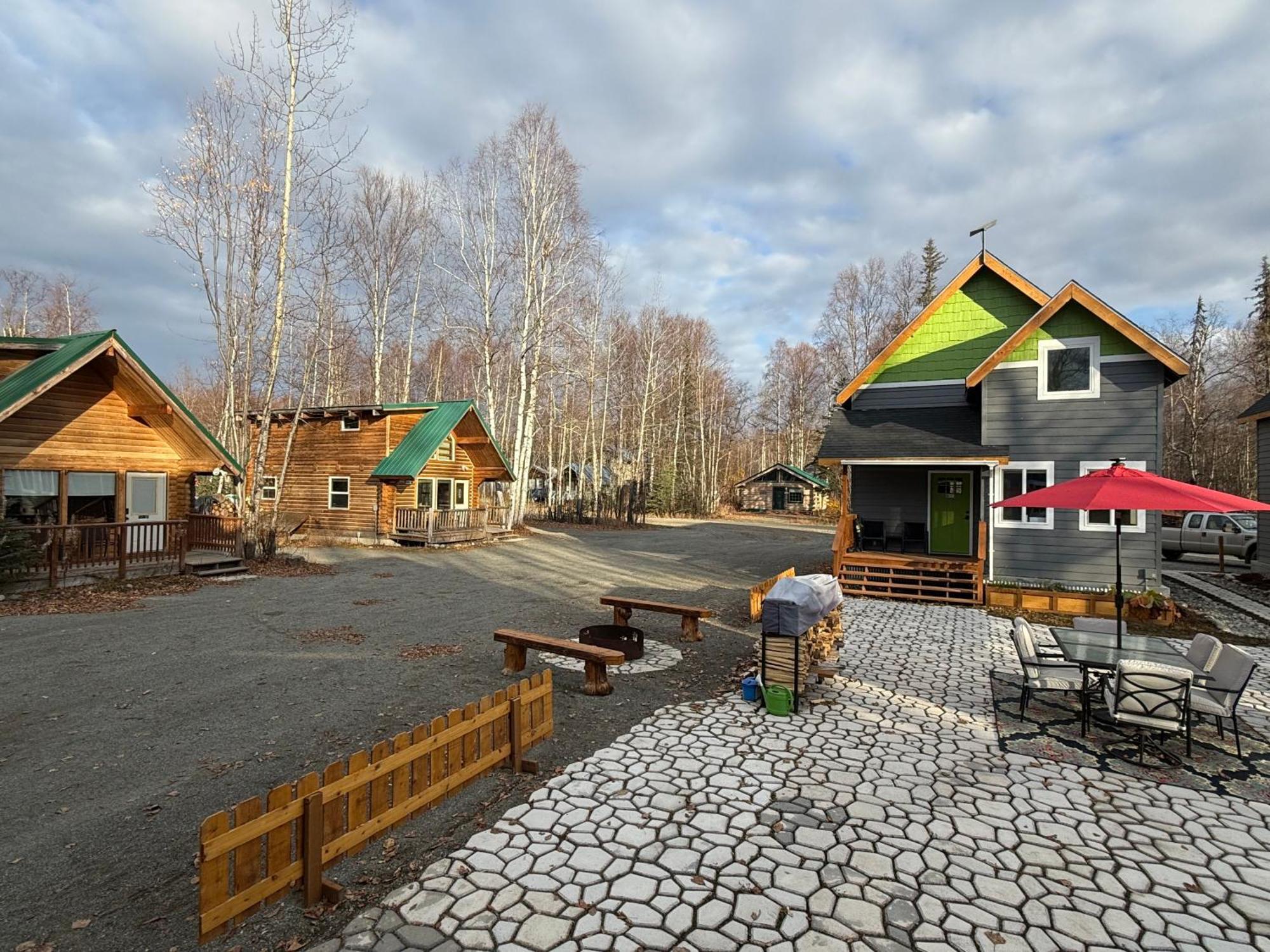 Talkeetna Log Cabin With Hot Tub Unit 1 ภายนอก รูปภาพ
