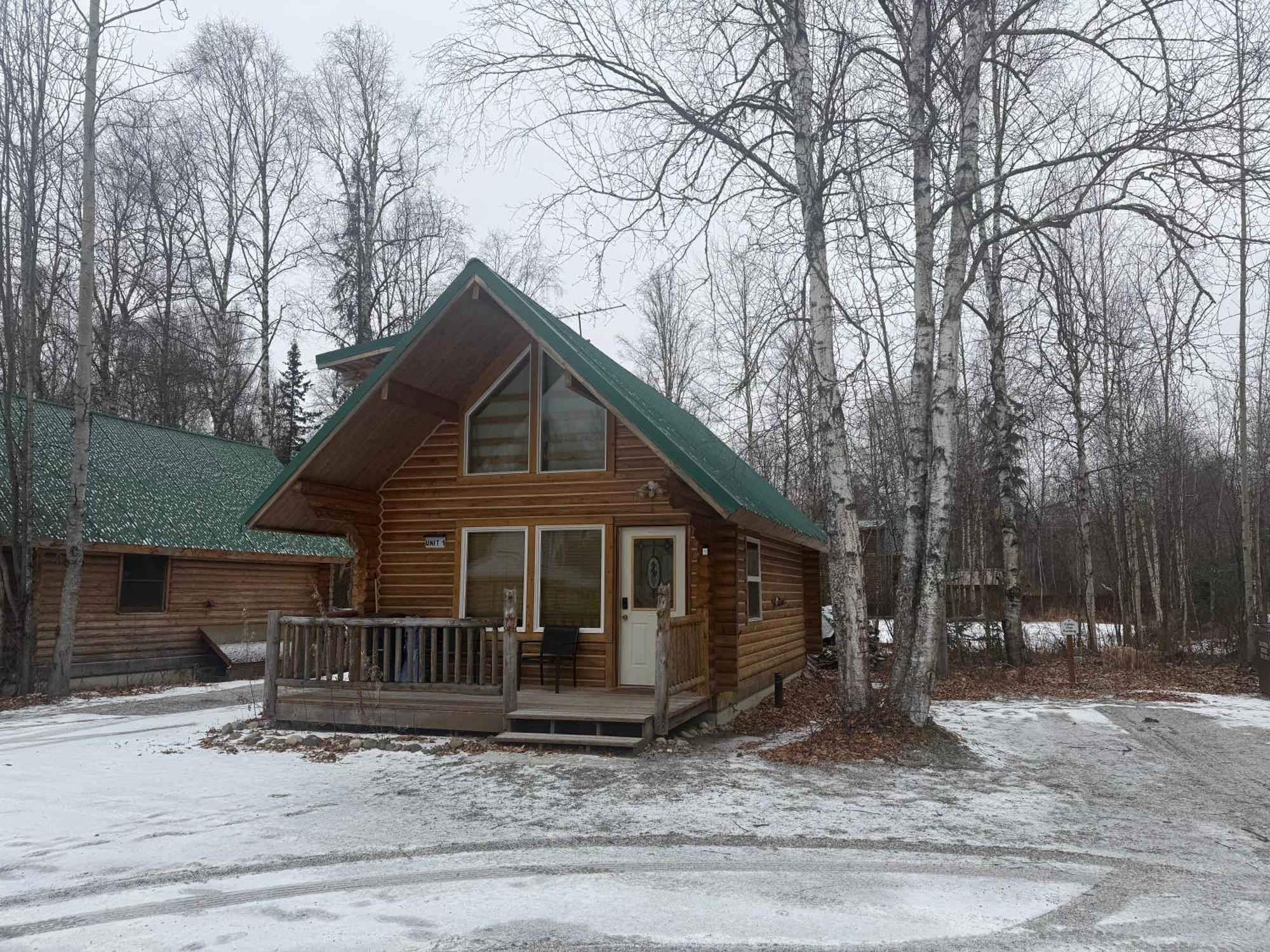 Talkeetna Log Cabin With Hot Tub Unit 1 ภายนอก รูปภาพ