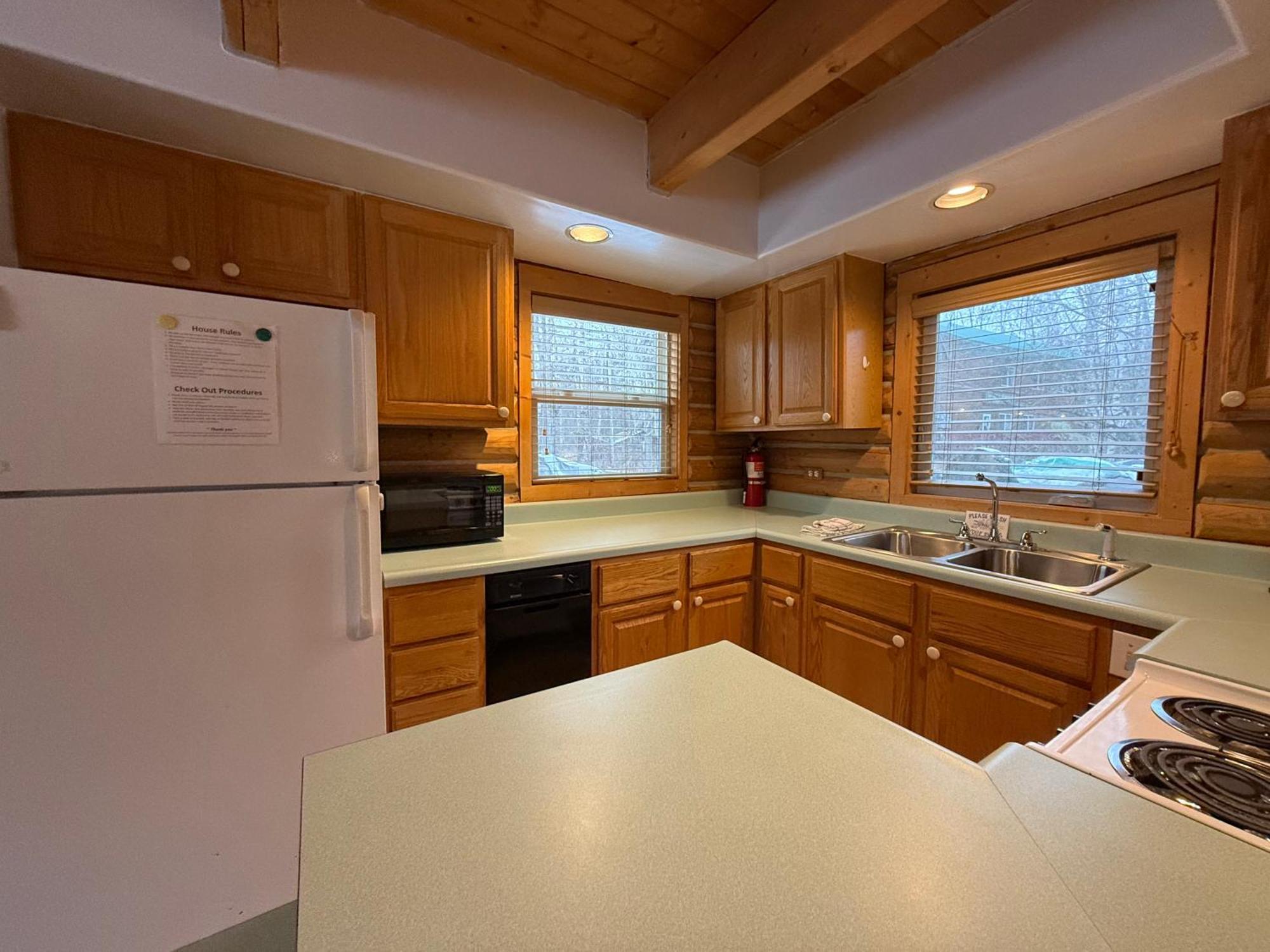 Talkeetna Log Cabin With Hot Tub Unit 1 ภายนอก รูปภาพ